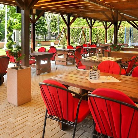 Guesthouse Villa Elizabet Palić Eksteriør bilde