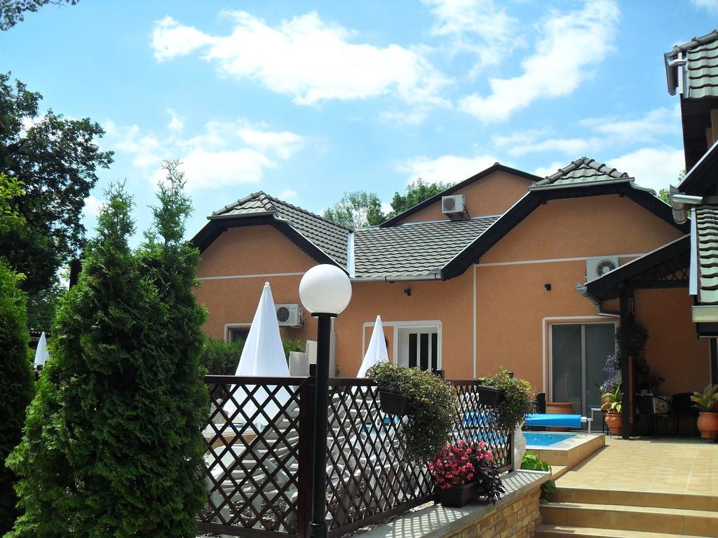 Guesthouse Villa Elizabet Palić Eksteriør bilde
