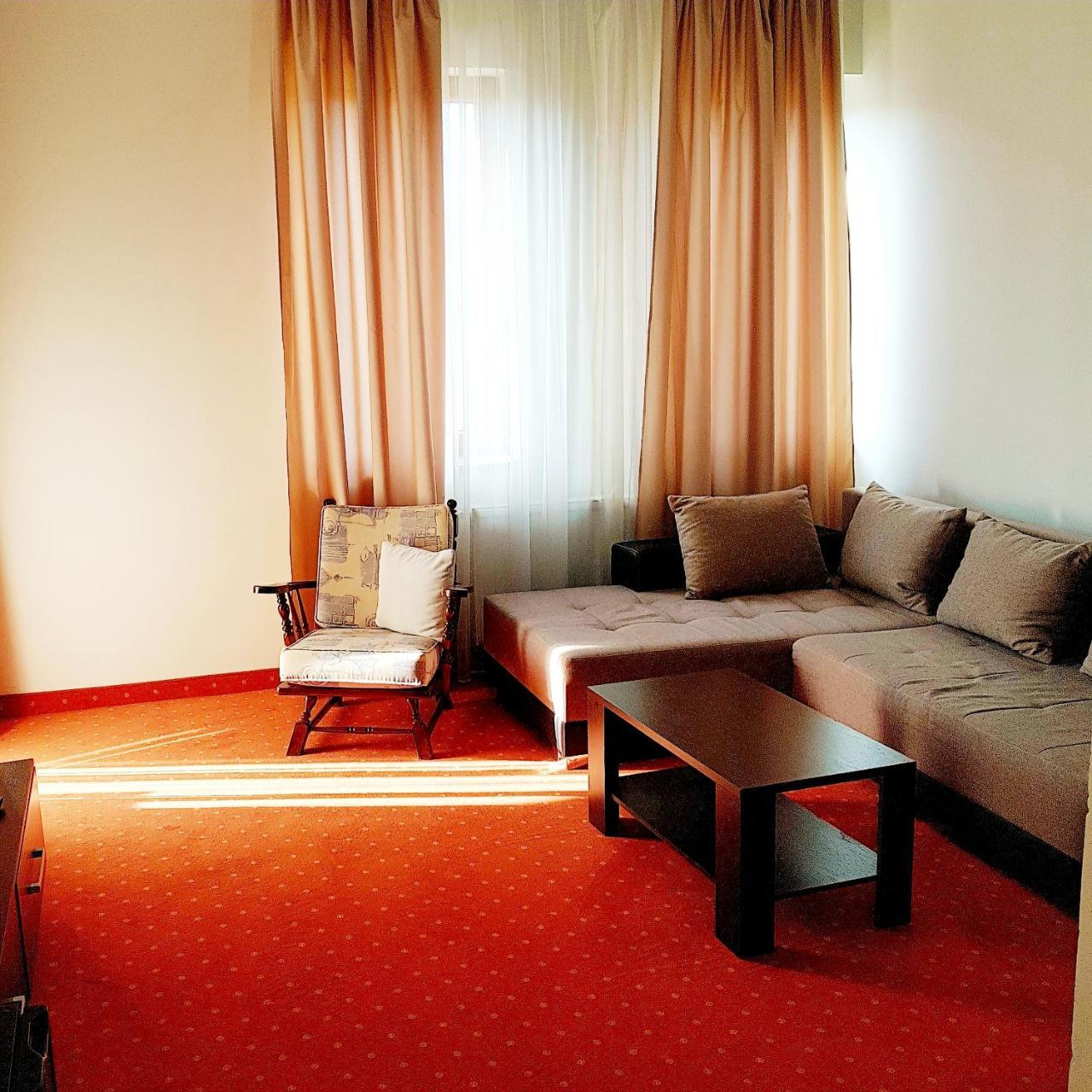 Guesthouse Villa Elizabet Palić Eksteriør bilde