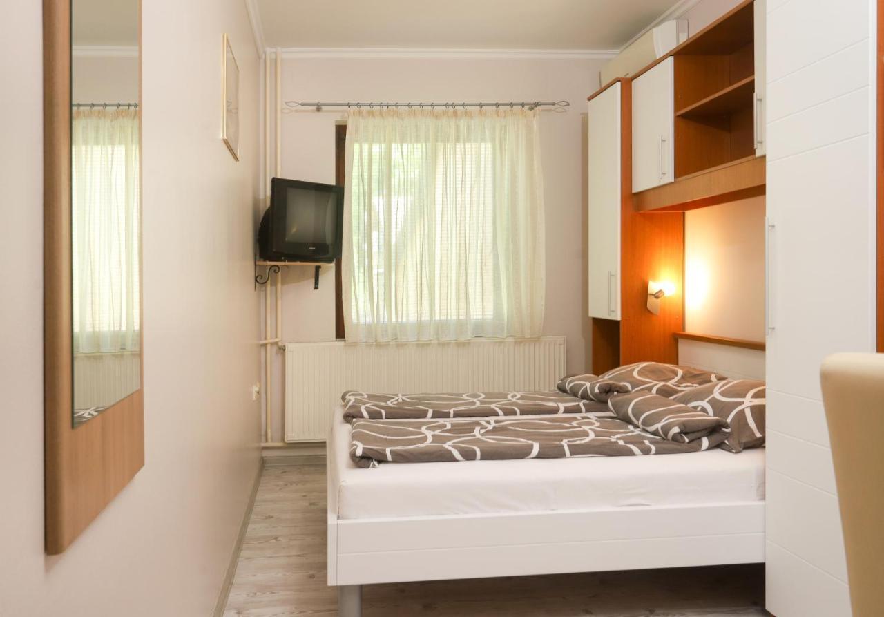 Guesthouse Villa Elizabet Palić Eksteriør bilde